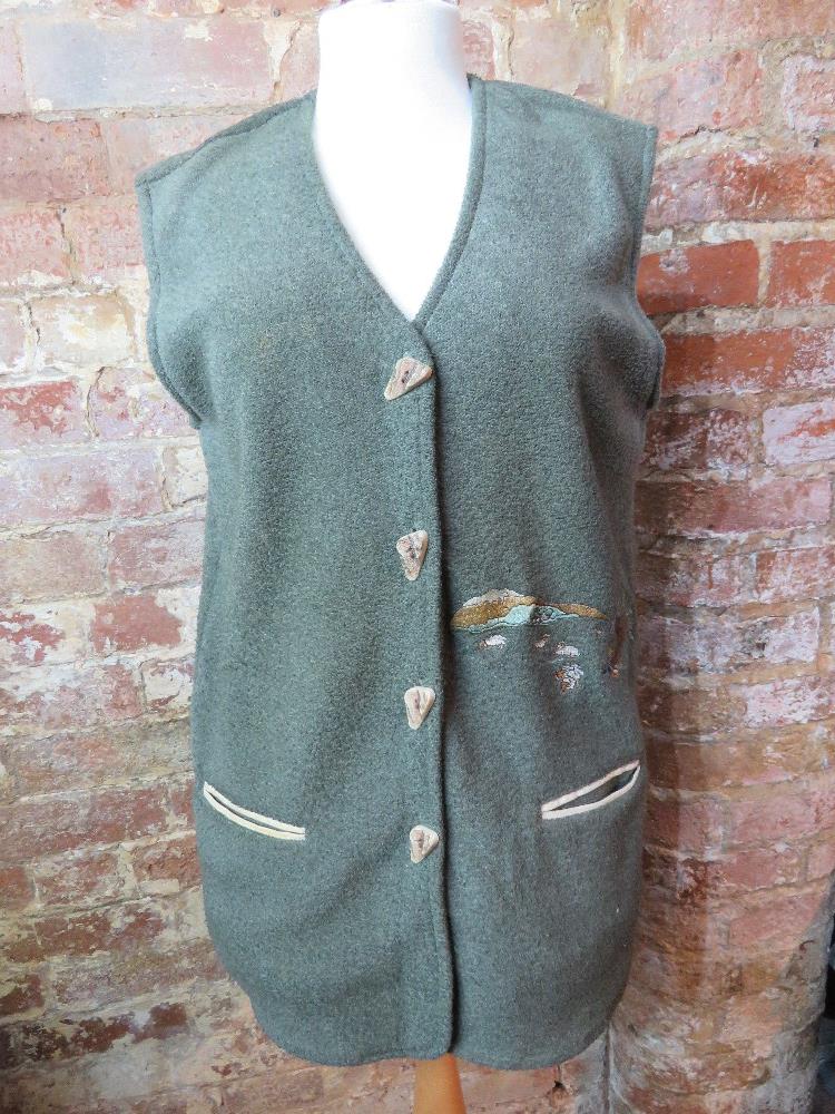 A ladies Landhaus size 10/12 waistcoat h