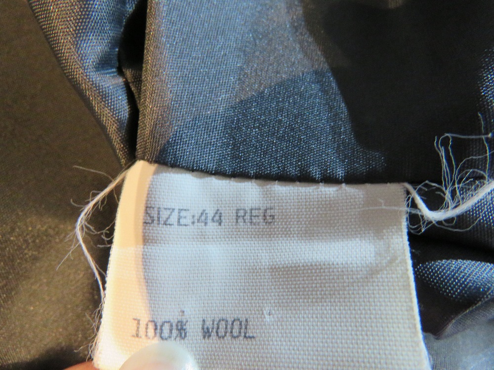 A Harris Tweed 100% wool jacket size 44 - Image 4 of 4