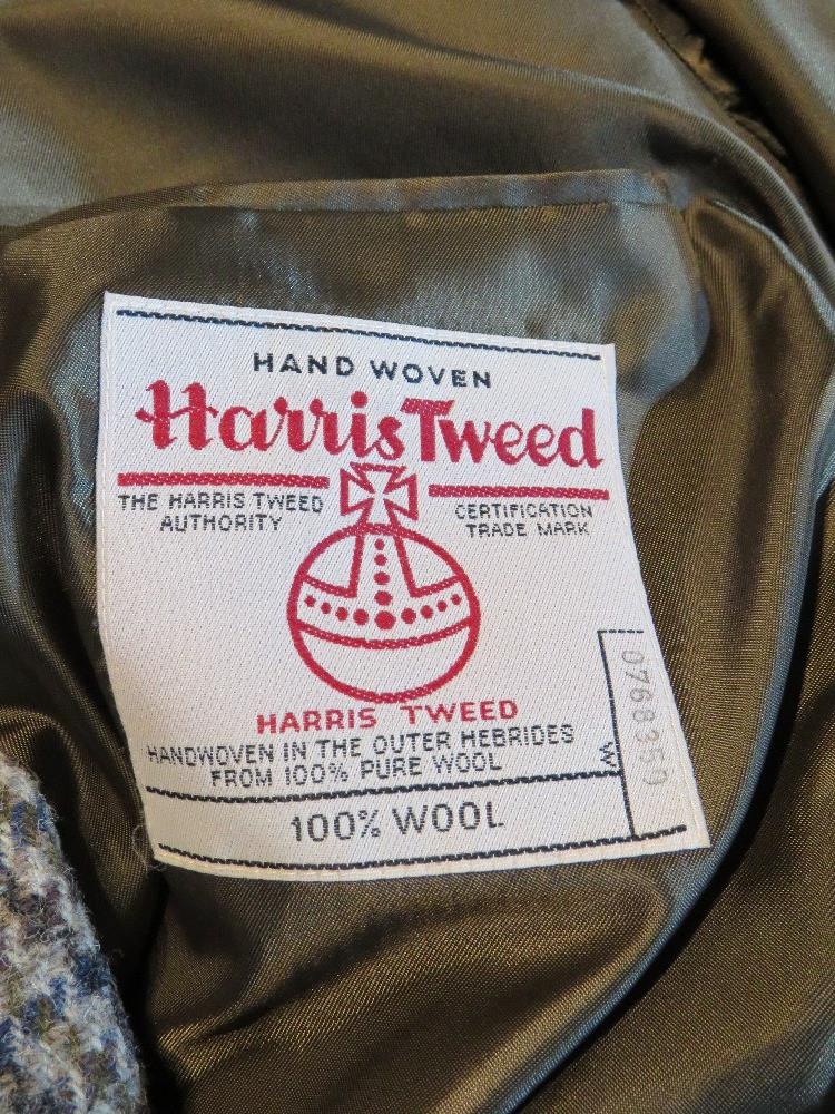 A Harris Tweed 100% wool men's jacket, 44" chest in green and blue tweed. - Image 4 of 5