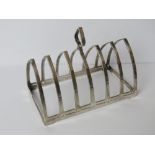 A HM silver Art Deco toast rack, Birmingham 1929 hallmark, 11.5cm in length, 86g / 2.77ozt.