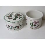 A lidded Portmeirion Botanic Garden dish together with matching Jardinere. 17.5cm dia. Two items.