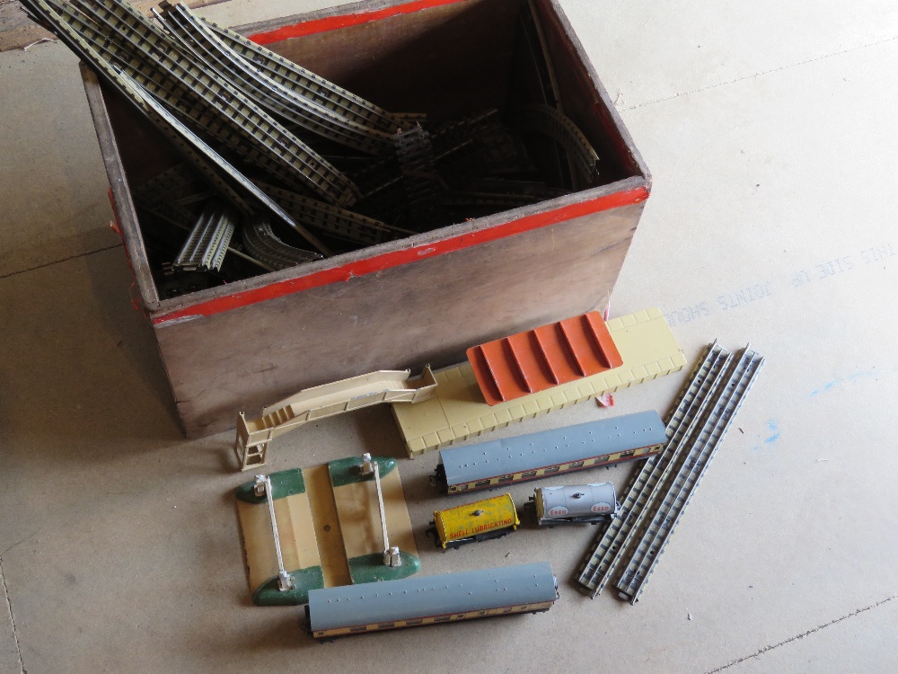 A quantity of metal Hornby Dublo railway