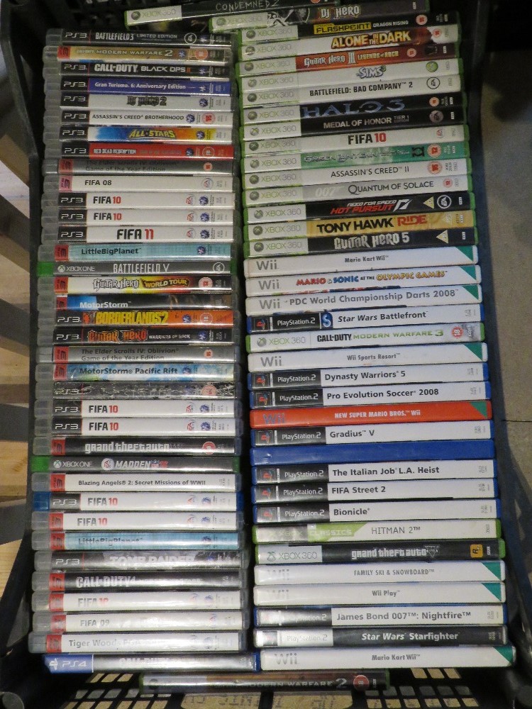 A quantity of assorted video games inc PS3, XBox 1, PS4, XBox 360, Wii and PS2. Untested.