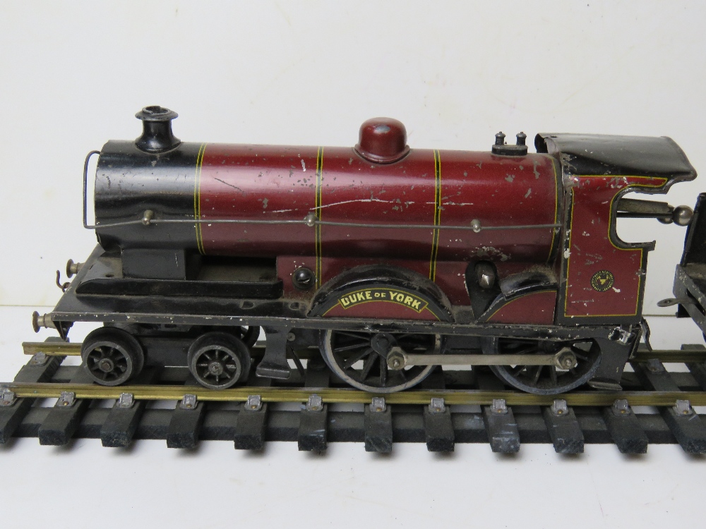 A Bassett-Lowke Ltd London and Northampton 'Duke of York 1930' 4-4-0 clockwork locomotive and coal - Image 3 of 7