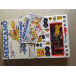 Meccano 3 Motorised set inc book of mode