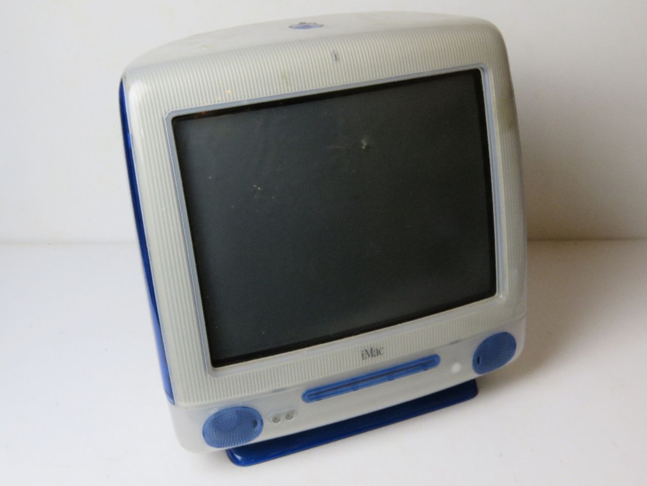 Retro Toys, Electronics & Gaming Equipment; Apple Imac, Meccano, Hornby, Mamod, RC Vehicles, etc - Timed Online Only Auction