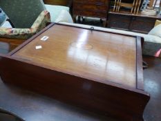 AN EDWARDIAN LINE INLAID MAHOGANY WALL CUPBOARD. W 32.5 x D 15 x H 58cms.