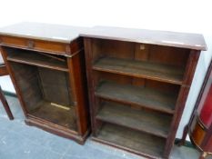 TWO MAHOGANY OPEN BOOKCASES, ONE WITH FIXED SHELVES. W 78 x D 28 x H 110cms. THE OTHER WITH