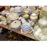 A ROYAL DOULTON SONNET PATTERN PART TEA SET, A GERMAN PART DINNER SERVICE, AND OTHER DECORATIVE