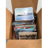 A COLLECTION OF VINTAGE POSTCARDS.