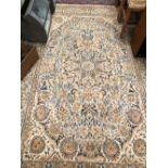 AN ORIENTAL CARPET OF PERSIAN DESIGN 283x188cms