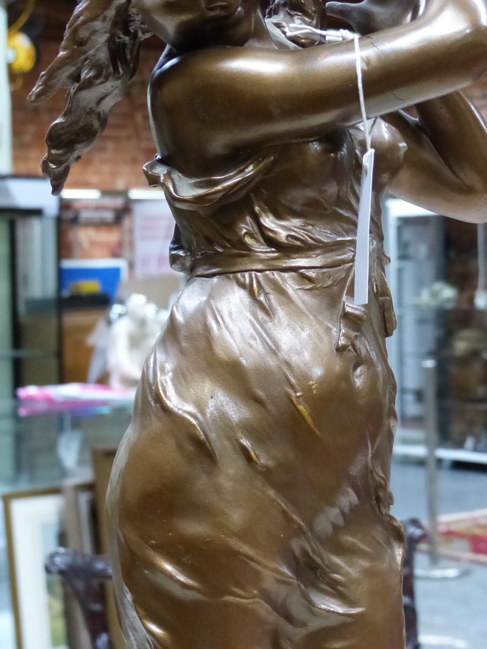 AN ELECTRIC LAMP WITH FLAME MOULDED GLASS SHADE HELD UP BY A SPELTER LADY WEARING A DIAPHONOUS DRESS - Image 3 of 14