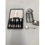 A HALLMARKED SILVER TOAST RACK, A SILVER MATCHBOX COVER, A CASED SET OF SIX SILVER COFFEESPOONS