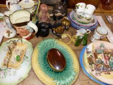 A VINTAGE TWO HEADED DOLL, DOULTON SERIES WARE PLATE, WIDDICOMBE FAIR MUSICAL MUG, AND TWO BOXES