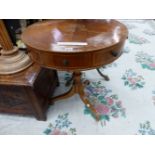 A 20th C. LINE INLAID MAHOGANY DRUM TABLE, THE QUARTER VENEERED TOP AND ALTERNATE REAL AND FALSE