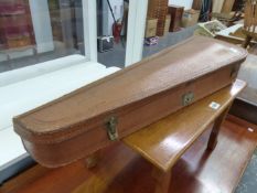 A VINTAGE VIOLIN CASE.