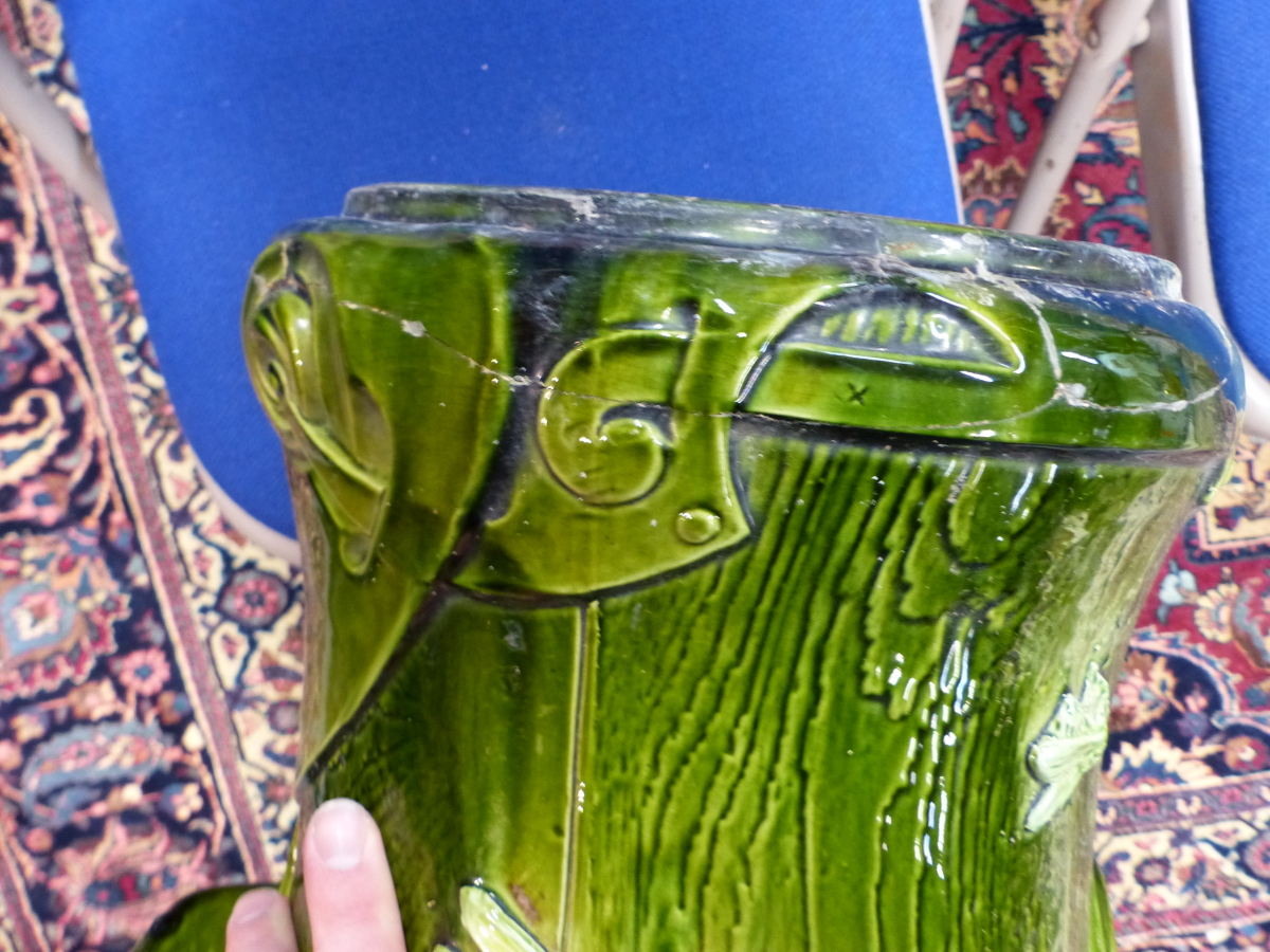 A BRETBY PLANTER MOULDED IN RELIEF WITH A DRAGON FLY AND A FLOWER ON THE GREEN FAUX BOIS GROUND. H - Image 18 of 29