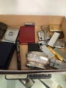 A COLLECTION OF VINTAGE LIGHTERS.