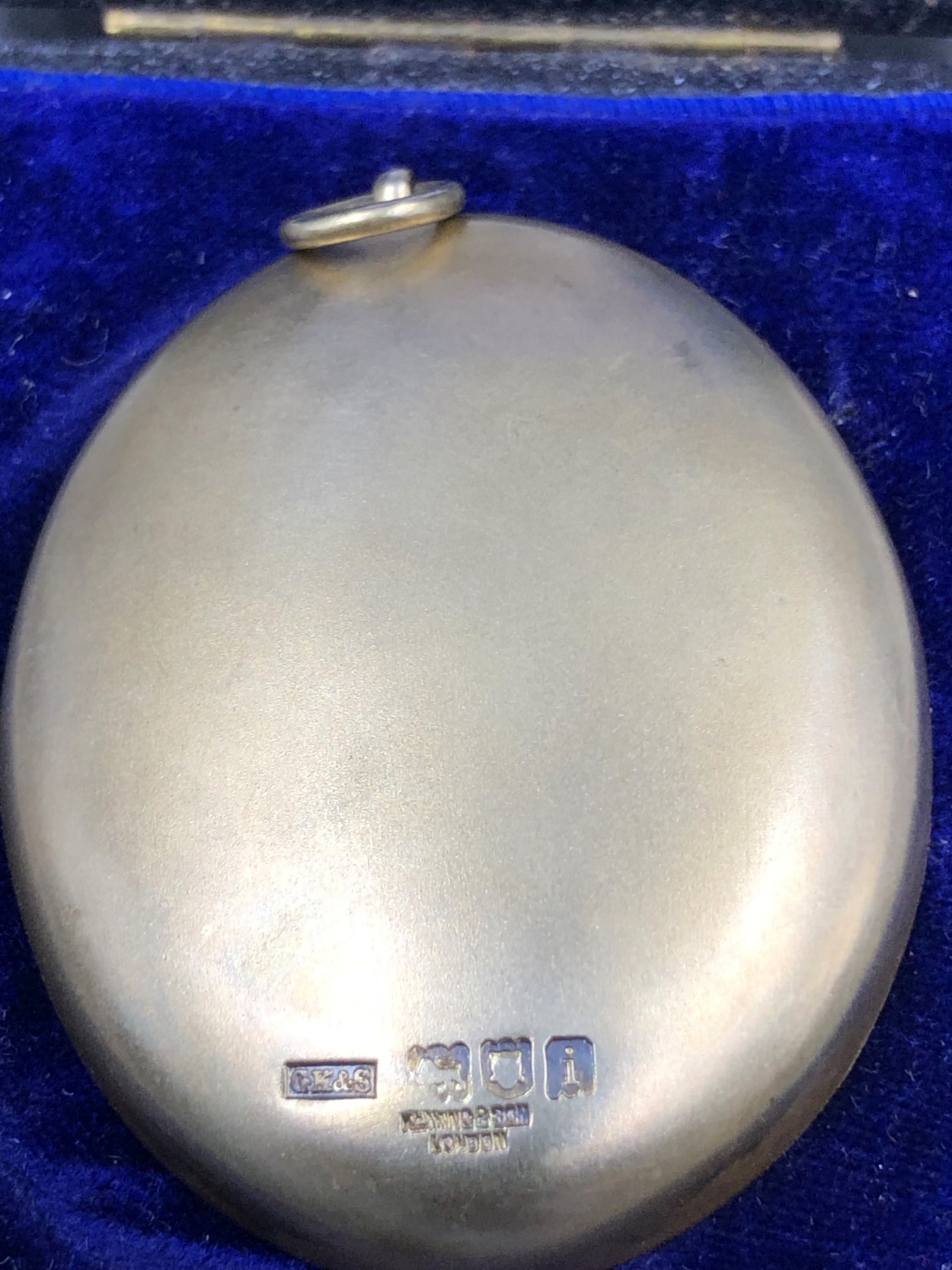 AN VINTAGE 9ct GOLD MASONIC AGATE KEYSTONE PENDANT / FOB, HTWSSTKS, TOGETHER WITH A HALLMARKED - Image 5 of 6