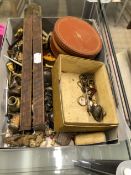 A QUANTITY OF VARIOUS COLLECTABLES, JEWELLERY, WATCH KEYS ETC.