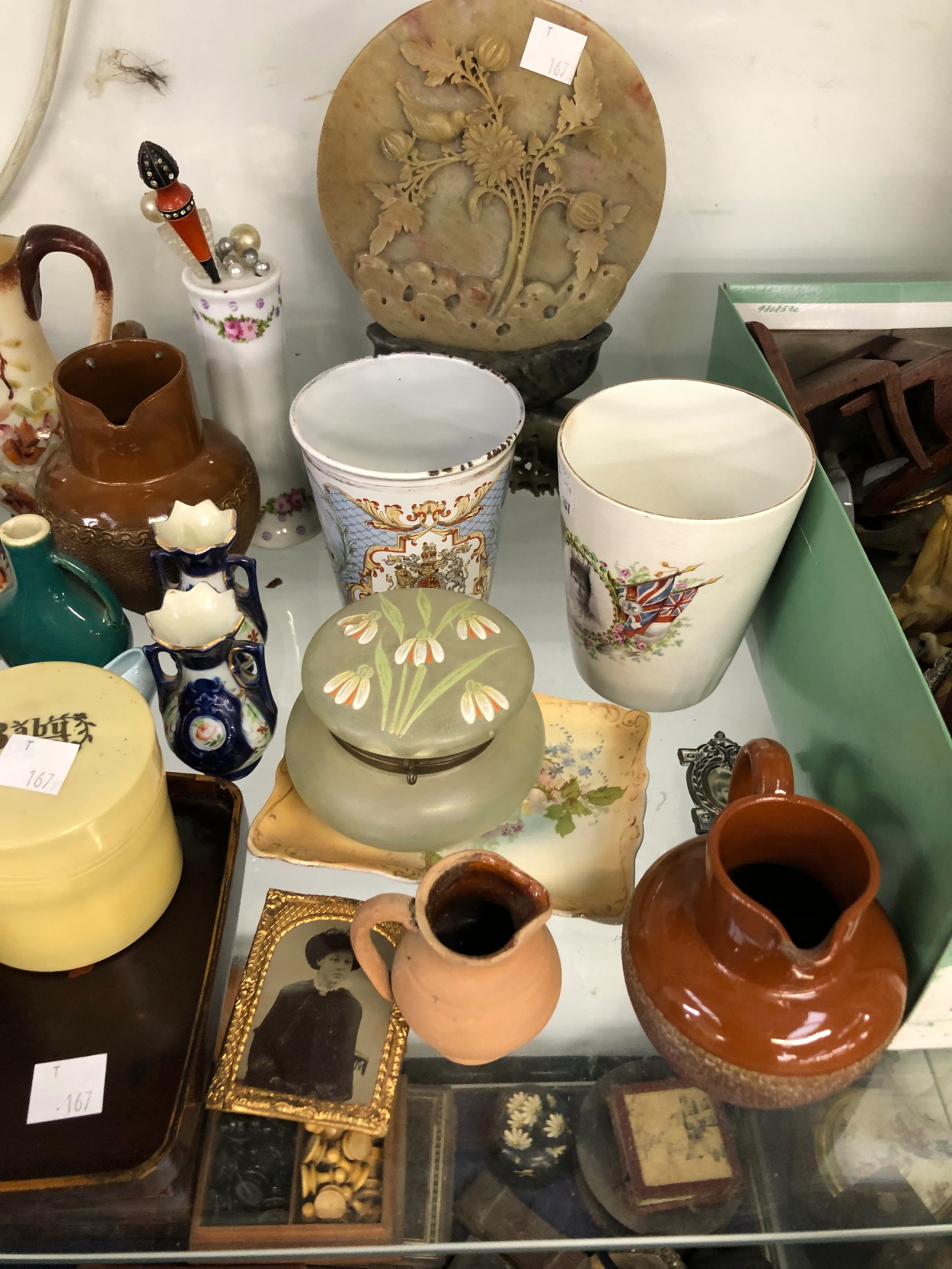 A COLLECTION OF MINIATURE CERAMICS AND GLASS, TWO CORONATION BEAKERS, TWO POT LIDS, DOLLS HOUSE - Image 3 of 4