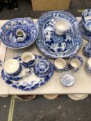 A COLLECTION OF BLUE AND WHITE PRINTED WARES