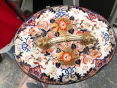 A 19th C. CROWN DERBY IMARI PALETTE TWO HANDLED SOUP TUREEN AND COVER