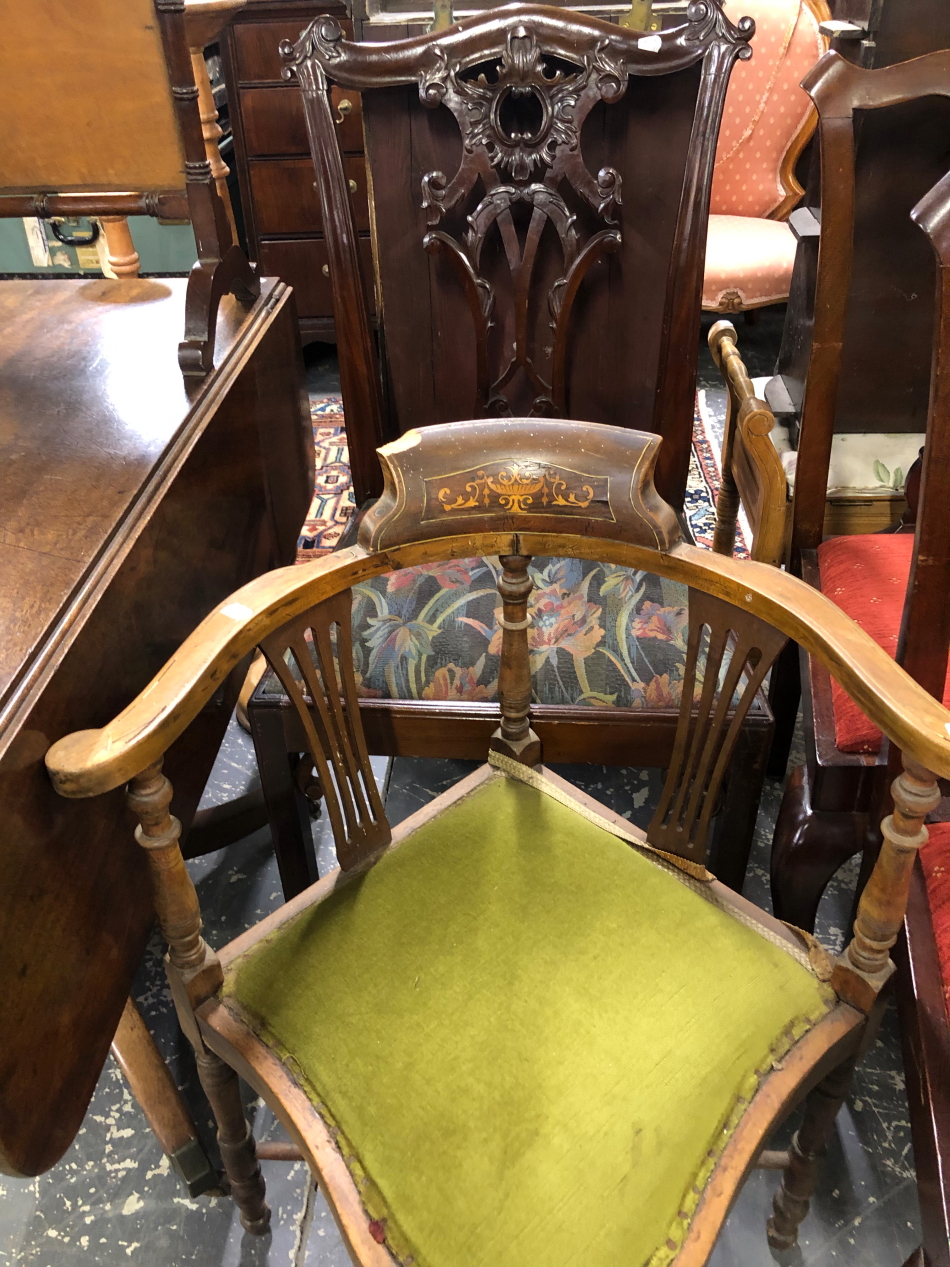 A GEORGE III MAHOGANY CARVED BACK DINING CHAIR, AND AN EDWARDIAN INLAID CORNER CHAIR.