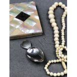 A MOTHER OF PEARL AND SILVER MOUNTED CARD CASE A CONTINENTAL SILVER CADDY SPOON, A SEIKO KINETIC
