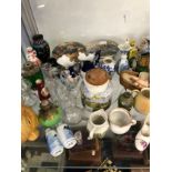 A COLLECTION OF MINIATURE CERAMICS AND GLASS, TWO CORONATION BEAKERS, TWO POT LIDS, DOLLS HOUSE