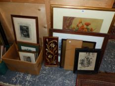 A GROUP OF ANTIQUE AND LATER DECORATIVE PICTURES AND PRINTS INCLUDING NEEDLEWORK PANELS ETC, SIZES