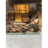 A COLLECTION OF VARIOUS VINTAGE GREASE GUNS, CAR JACKS, OTHER PARTS, A PARAFFIN STOVE ETC.