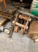 A PLESSEY HYDRAULIC PUMP, A CROMPTON PARKINSON MOTOR, AND OTHER VINTAGE CAR PARTS AND ACCESSORIES.