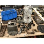 VARIOUS AUSTIN SEVEN ENGINE AND GEAR BOX PARTS.