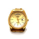 A GENTLEMAN'S DAY, DATE ROTARY QUARTZ WRIST WATCH ON A GOLD PLATED BRACELET STRAP WITH A BI-