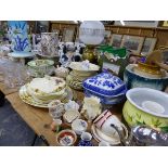 A BURGESS AND LEIGH PART DINNER SERVICE, OTHER PLATES AND TEA WARES,A HANCOCKS WASHING BOWL AND