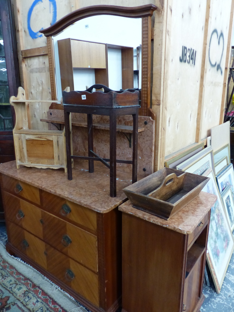 A FRENCH MARBLE TOPPED MIRROR BACKED WASH STAND AND A MATCHING BEDSIDE CABINET.