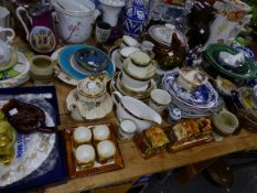 AYNSLEY AND OTHER TEA WARES, DOULTON SERIES WARE, CHINESE PLATES, COTTAGE AND OTHER CRUETS, A