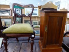 A VICTORIAN BEDSIDE CABINET AND A VICTORIAN MAHOGANY SIDE CHAIR.