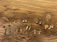 EIGHT PAIRS OF 9ct GOLD VARIOUS EARRINGS. GROSS WEIGHT 8.05grms.