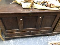 AN 18th C. OAK MULE CHEST, THE THREE PANELLED FRONT OVER TWO DRAWERS AND BRACKET FEET. W 120 x D