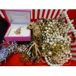 LARGE ORNATE COSTUME BROOCHES, COSTUME JEWELLERY, BEADS ETC.