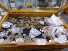 A COLLECTION OF BRITISH PENNIES, HALF PENNIES TOGETHER WITH SOME MAINLY POST 1947 SILVER COINS