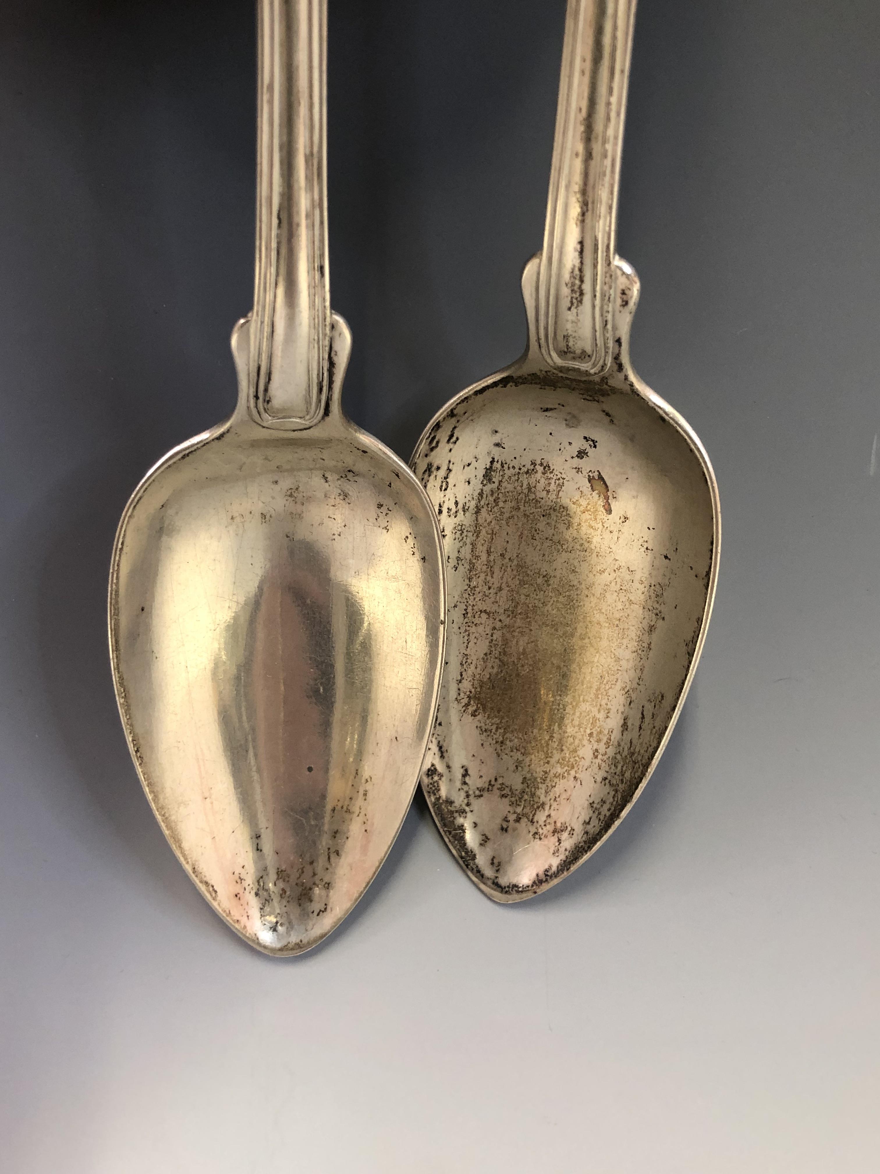 A PAIR OF 19th C. CANTONESE GEORGE III STYLE, SILVER FIDDLE AND THREAD PATTERN SERVING SPOONS BY - Image 3 of 4