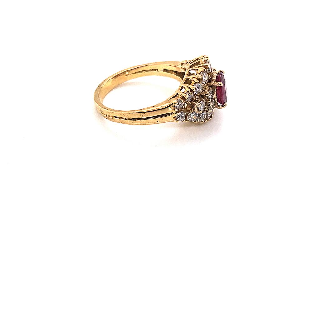 AN EGYPTIAN RUBY AND DIAMOND CLUSTER STYLE RING. UNHALLMARKED, STAMPED WITH EGYPTIAN GOLD MARKS, - Image 4 of 6