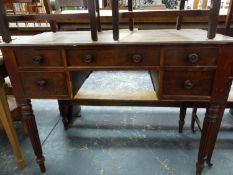 A MAHOGANY BOW FRONT DRESSING TABLE WITH RECTANGULAR MIRROR BACK. W 91cms. TOGETHER WITH A