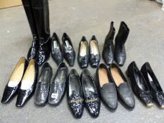 NINE PAIRS OF VINTAGE AND LATER LADIES SHOES AND BOOTS TO INCLUDE CARTIER, RUSSELL AND BROMLEY,