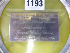 RED RUMS 1976 RACING PLATE MOUNTED ON A GREEN ONYX CIGARETTE BOX WITH CENTRAL INSCRIPTION PLAQUE,