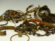 A LARGE COLLECTION OF VARIOUS VINTAGE TRIBAL NORTH AFRICAN AND MIDDLE EASTERN TORQUE AND HINGED