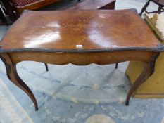 A19th C. FRENCH MARQUETRIED KINGWOOD AND MAHOGANY WRITING TABLE WITH BRONZE EDGED TOP OVER A